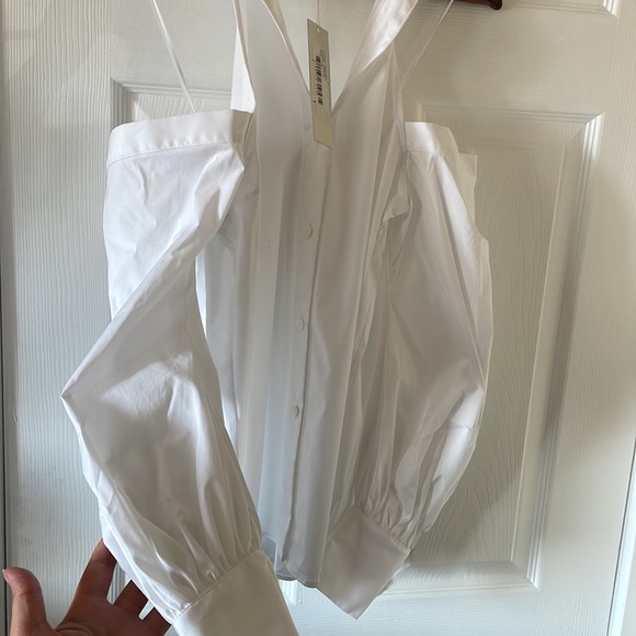 Petersyn X Revolve Walker off shoulder button up in white - Picture 4 of 7